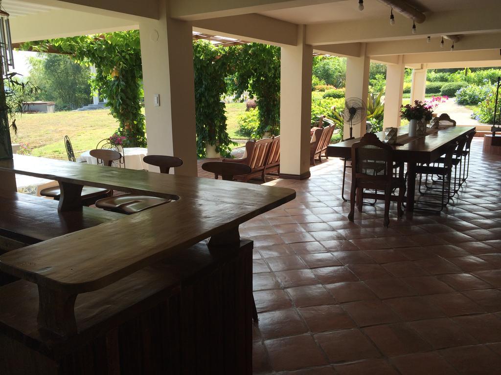 Ataalaya Farmhouse Batangas Екстер'єр фото